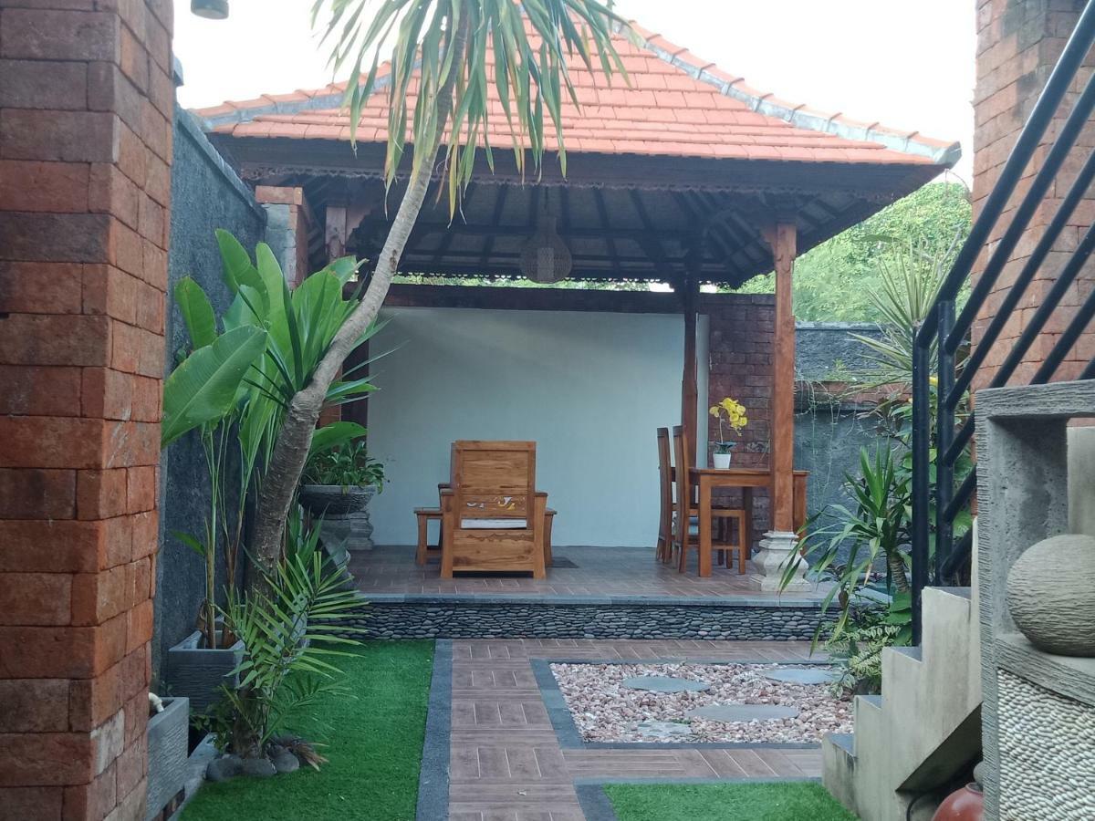 D'Puja Home Stay And Spa Nusa Dua  Exterior photo